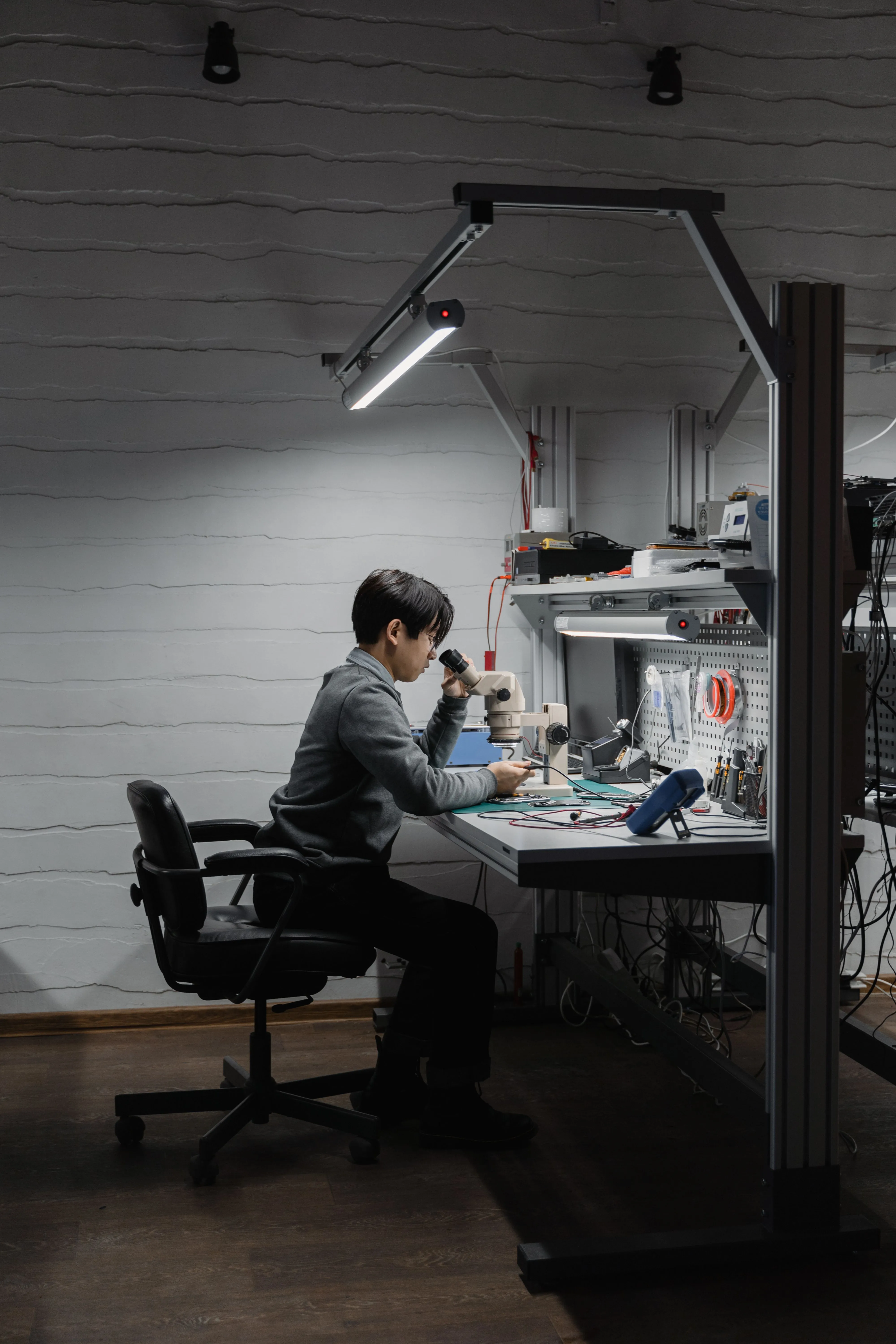 Researcher working in a medical technology laboratory